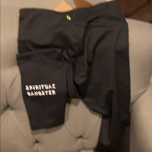Spiritual gangster leggings size s - Picture 3 of 5